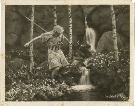 Die Nibelungen: Siegfried (UFA, 1924). German
