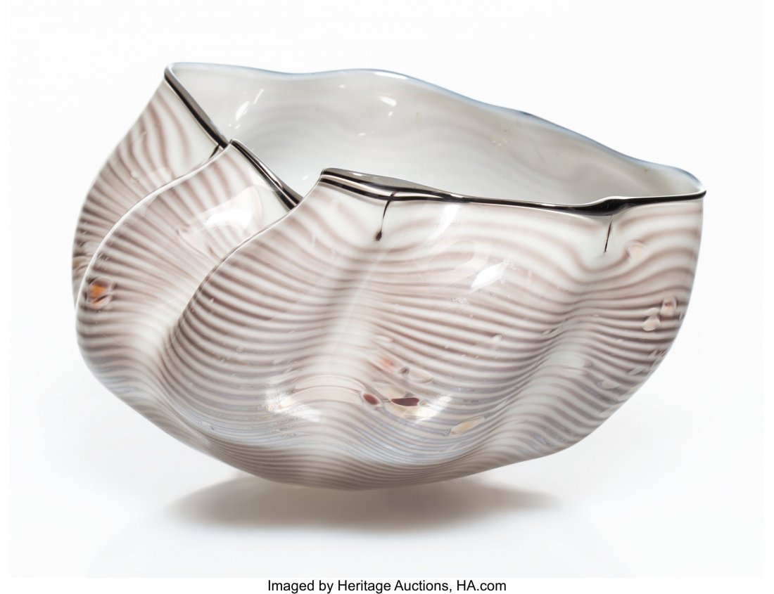 Dale Chihuly (American, b. 1941) Seaform Macchia: Dale Chihuly (American, b. 1941) Seaform Macchia, 1982 Blown glass 3-3/8 x 5-3/4 inches (8.6 x 14.6 cm) Signed and dated to underside Chihuly 1982 PROVENANCE: OriginalArtBroker.com, Bloomington, Minne