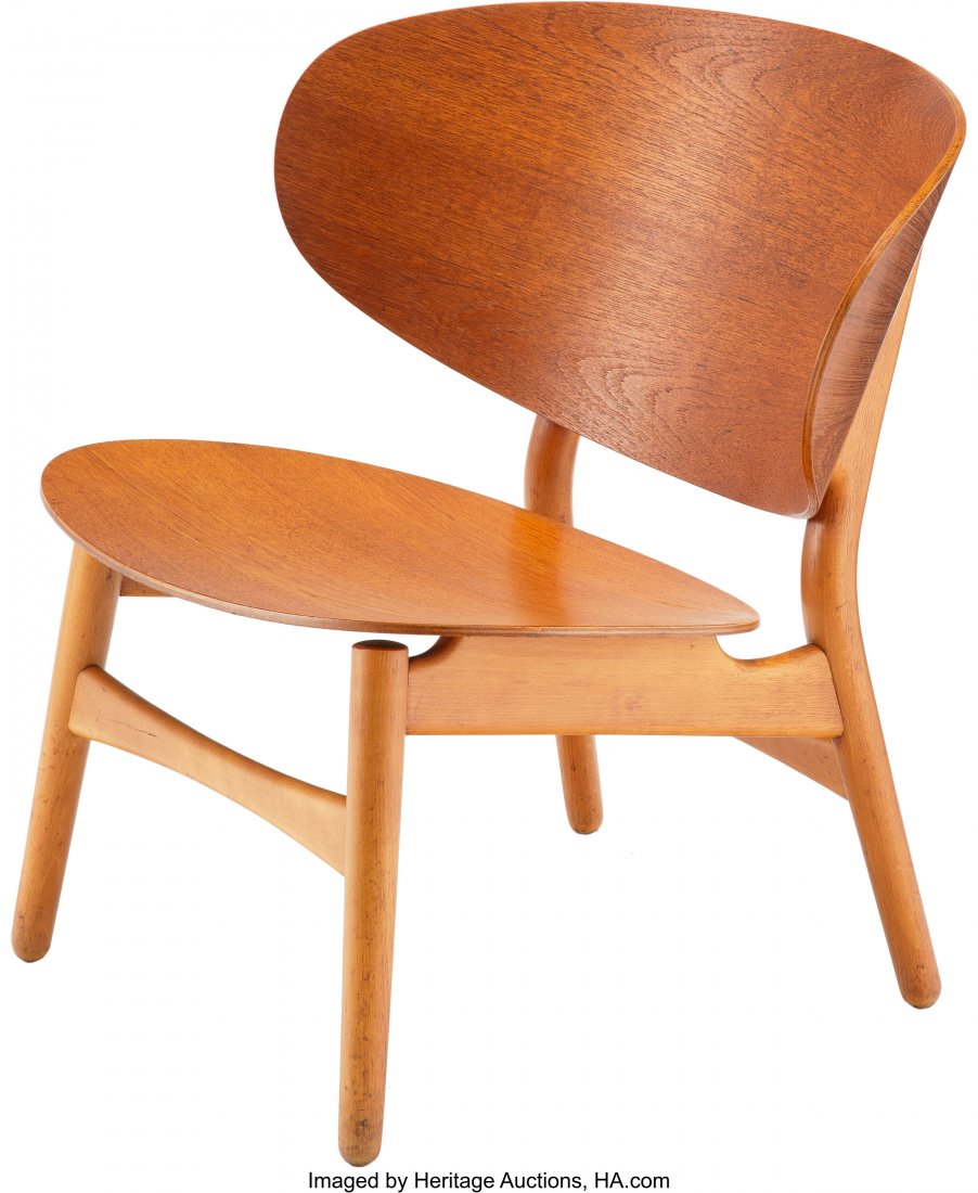 Hans J. Wegner (Danish, 1914-2007) Venus Chair,: Hans J. Wegner (Danish, 1914-2007) Venus Chair, designed 1948, Fritz Hansen molded teak plywood, beech 27-1/4 x 28 x 21 inches (69.2 x 71.1 x 53.3 cm) PROVENANCE: Wyeth, New York. HID03101062020 ©