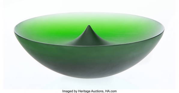 Franti&#x0161;ek Vizner (Czechoslovakian, 1936-2: František Vizner (Czechoslovakian, 1936-2001) Bowl with Point, circa 1995 Glass 4 x 11 inches (10.2 x 27.9 cm) This sculpture was confirmed with the František Vizner archive. 