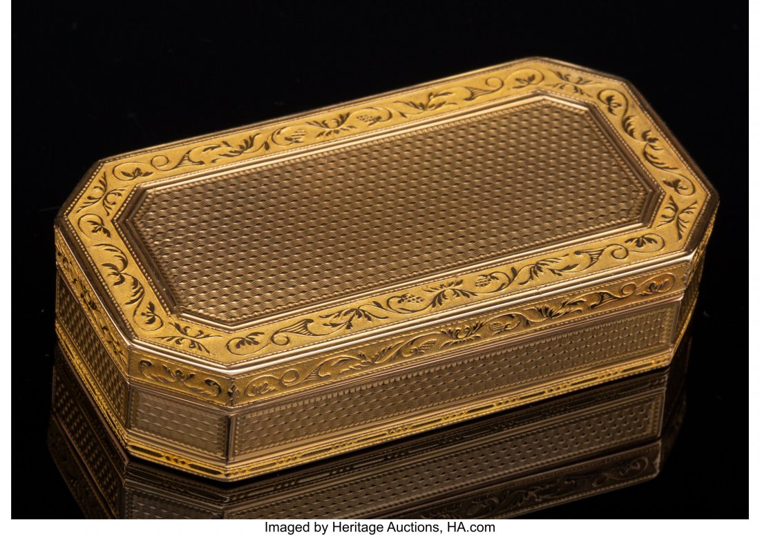 A Jean-Baptiste Lizon 18K Vari-Color Gold Snuff (1 of 4)
