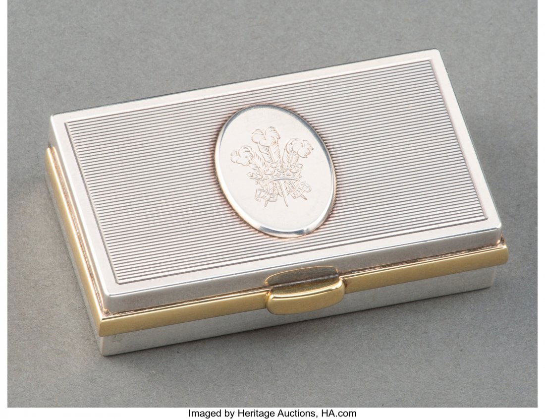A Cartier Partial Gilt Silver Snuff Box Presente (1 of 3)