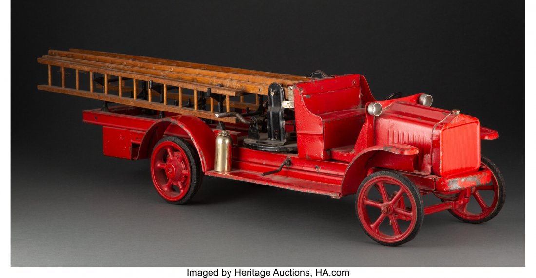 Vintage Kelmet Corporation White Big Boy Aerial (1 of 3)