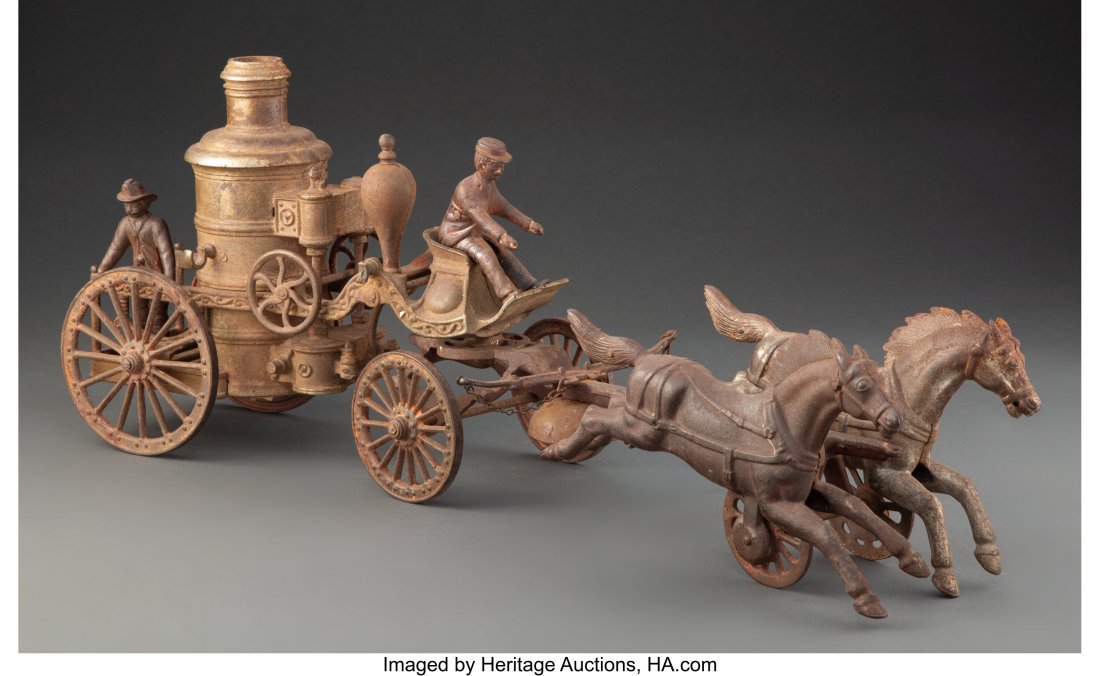 Vintage Cast Iron Pumper Fire Wagon with Horse T (1 of 2)