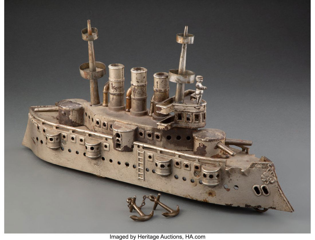 Vintage Dent Cast Iron U.S.S. New York Battleshi (1 of 4)