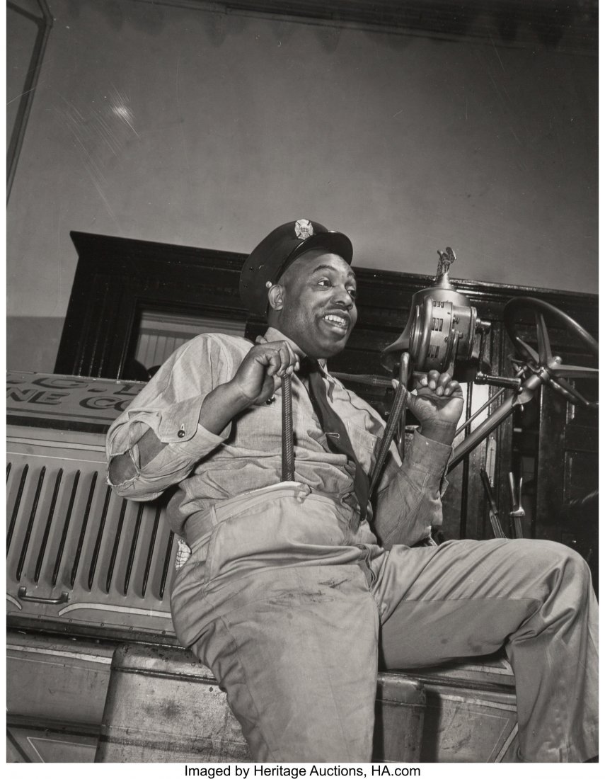 Gordon Parks (American, 1912-2006) Black America: Gordon Parks (American, 1912-2006) Black Americans during wartime (group of 5 Farm Security Administration photographs), 1943 Gelatin silver, printed later 9-1/2 x 7-1/4 inches (24.1 x 18.4 cm); and t