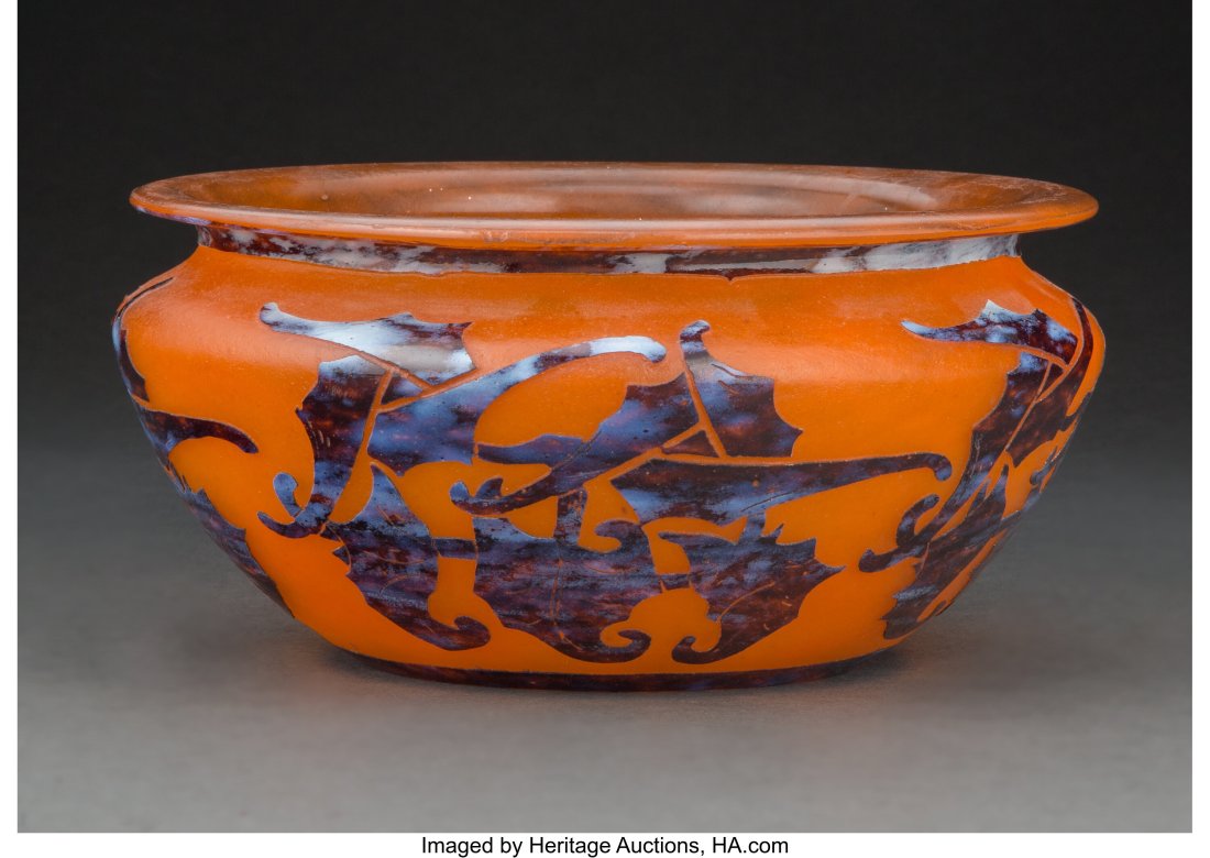 Schneider Le Verre Français Cameo Glass Kalanch: Schneider Le Verre Français Cameo Glass Kalanchoe Bowl, circa 1920 Marks: Le Verre Français, France 8-1/2 inches diam. (21.6 cm) &
