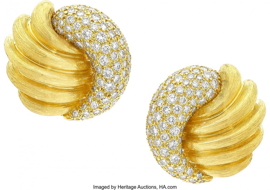 Henry Dunay Diamond, Gold Earrings  Stones: Full (1 of 2)