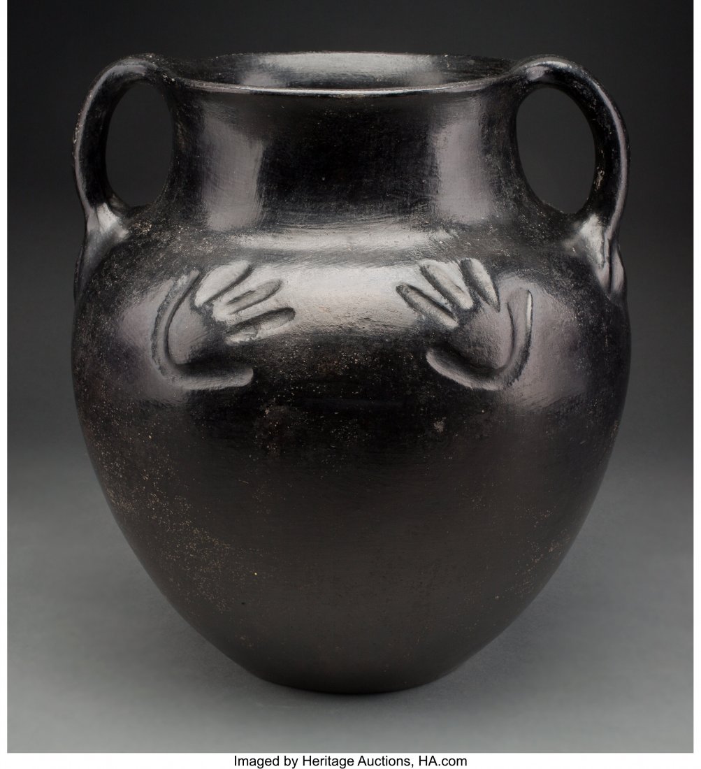 A Santa Clara Blackware Jar   Serafina Tafoya c. (1 of 2)