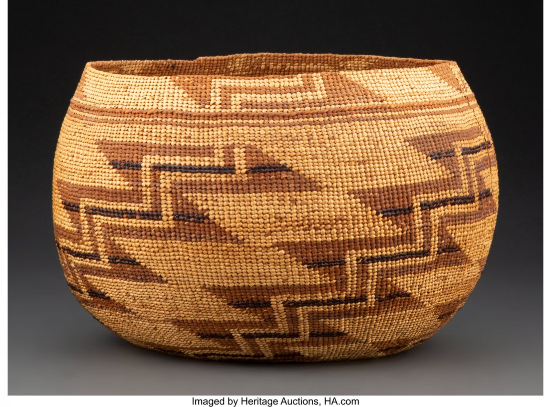 A Northern California Twined Bowl c. 1920 pine: A Northern California Twined Bowl c. 1920 pine root, bear grass, maiden's hair fern Provenance: A Private Collection, New York, acquired before 1997 Diameter&colon