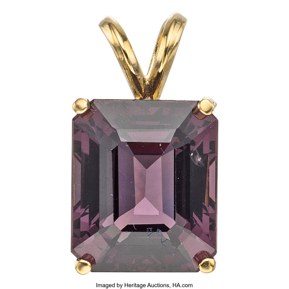 Spinel, Gold Pendant  Stones: Emerald-cut purple (1 of 2)