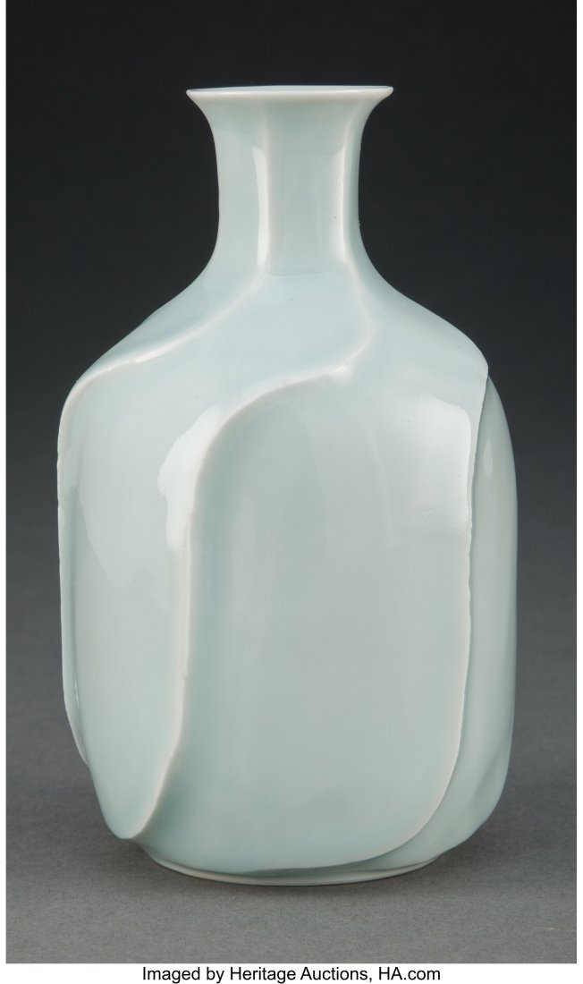 Miyanaga Tozan III (Japanese, b. 1935) Sake Bott (1 of 4)