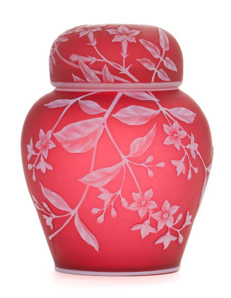 A THOMAS WEBB CAMEO GLASS COVERED JAR Thomas W: A THOMAS WEBB CAMEO GLASS COVERED JAR Thomas Webb and Sons, Stourbridge, England, ci