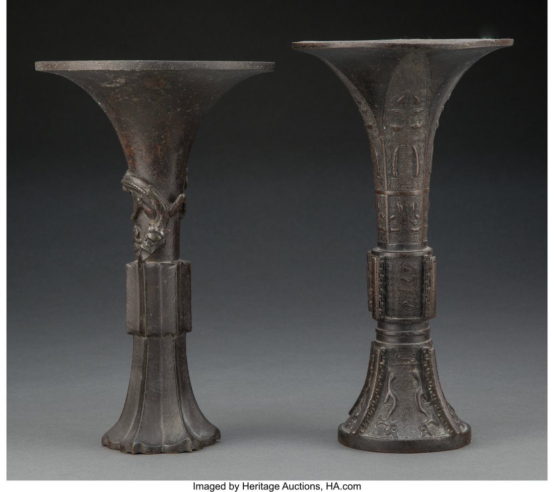 Two Chinese Bronze Gu Vases, 17th/18th century 1 (1 of 2)