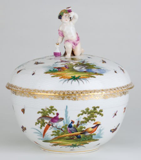 Whoopi Goldberg Collection BERLIN FIGURAL PORCE: Whoopi Goldberg Collection BERLIN FIGURAL PORCELAIN COVERED TUREEN Germa