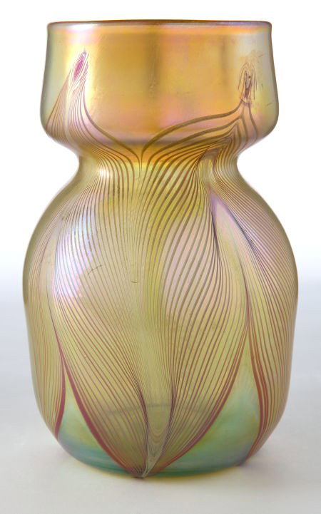 TIFFANY STUDIOS FAVRILE GLASS VASE Gold Favrile: TIFFANY STUDIOS FAVRILE GLASS VASE Gold Favrile glass vase with pulled-feather decora