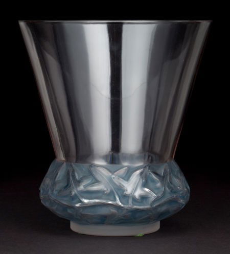 R. LALIQUE CLEAR AND FROSTED GLASS LIERRE VASE W: R. LALIQUE CLEAR AND FROSTED GLASS LIERRE VASE WITH BLUE PA