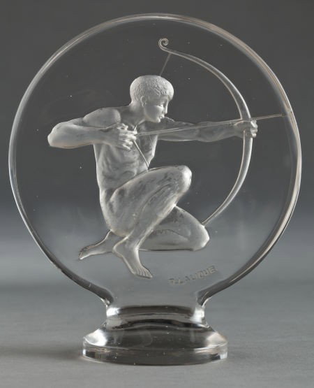 R. LALIQUE CLEAR GLASS ARCHER MASCOT Circa 1926: R. LALIQUE CLEAR GLASS ARCHER MASCOT Circa 1926