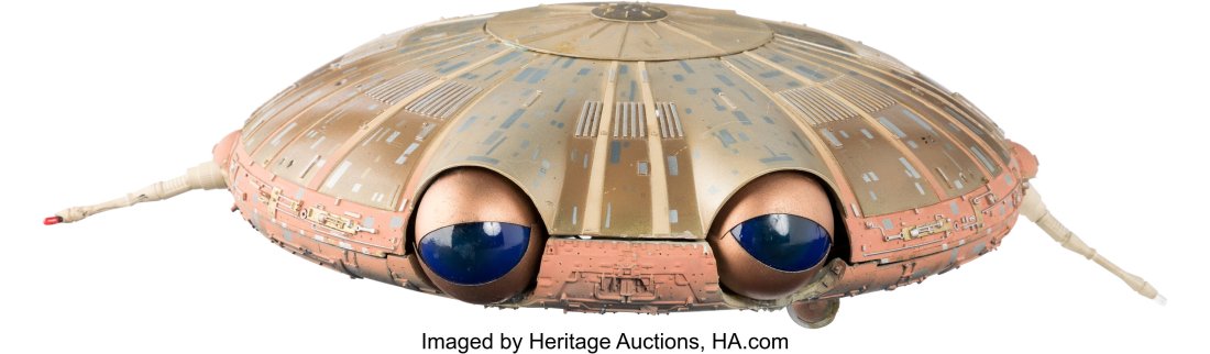 Mother Robot "Carmen" Model Miniature Spaceship (1 of 4)