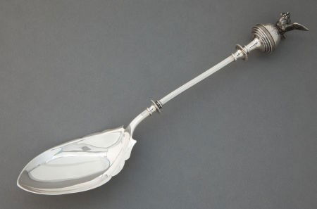 A GEORGE SHARP SILVER BERRY SERVING SPOON Georg: A GEORGE SHARP SILVER BERRY SERVING SPOON George B. Sharp, Philadelphia, Pennsylvan