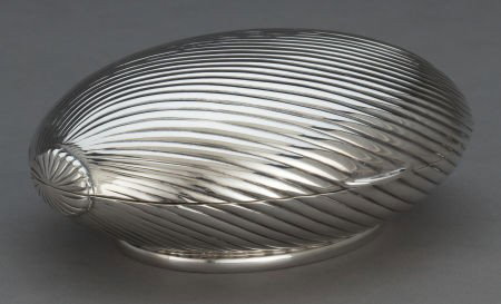 A CARTIER SILVER AND SILVER GILT HINGED BOX Car: A CARTIER SILVER AND SILVER GILT HINGED BOX Cartier, Paris, France, circa 1950 Ma
