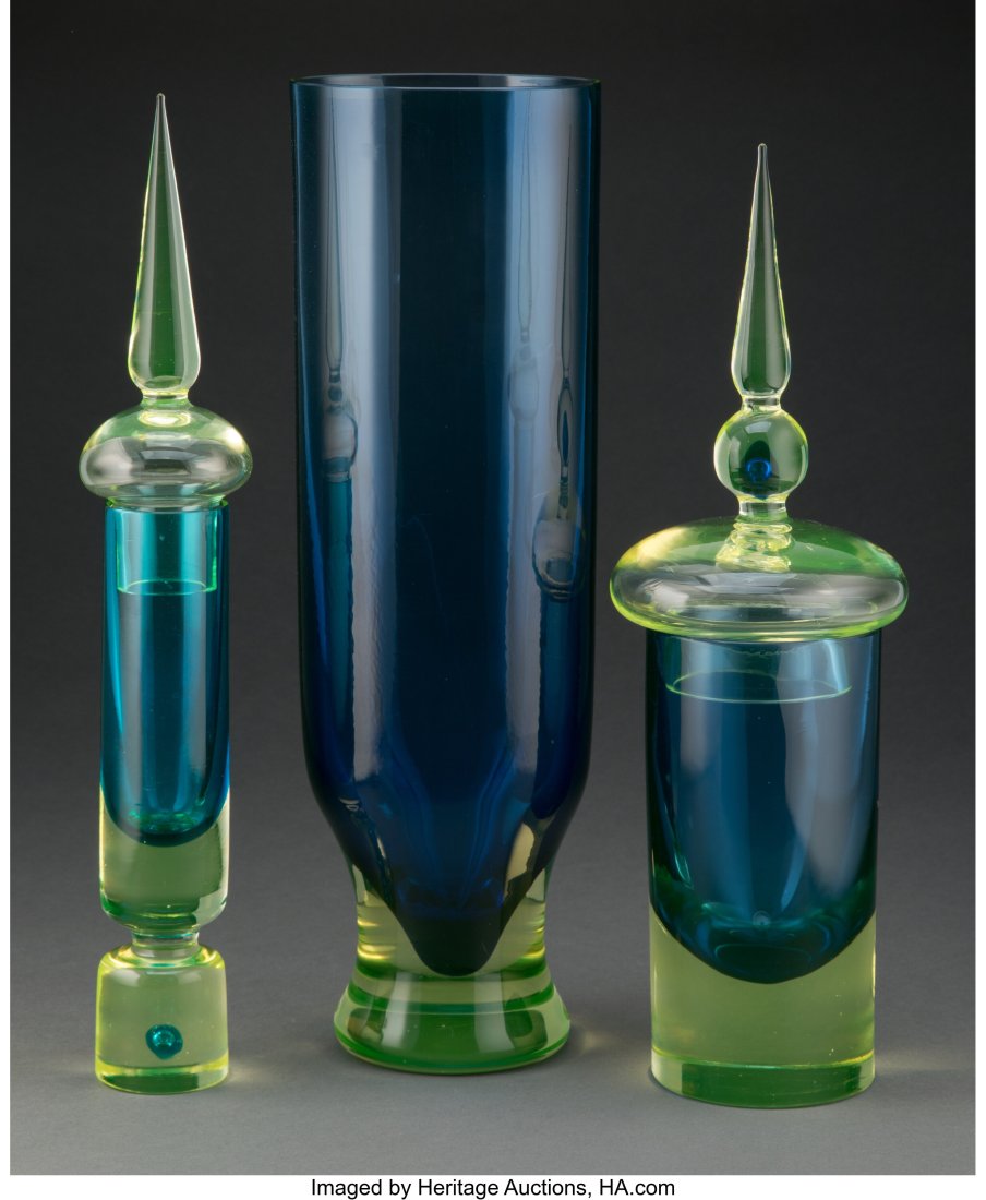 Antonio da Ros (Italian, 1936-2012) Tulipano Chi: Antonio da Ros (Italian, 1936-2012) Tulipano Chiuso Vase and Two Pinnacolo Vases, 1965, Vetreria Gino Cenedese Sommerso glass 18-1/4 x 5-7/8 inches (46.