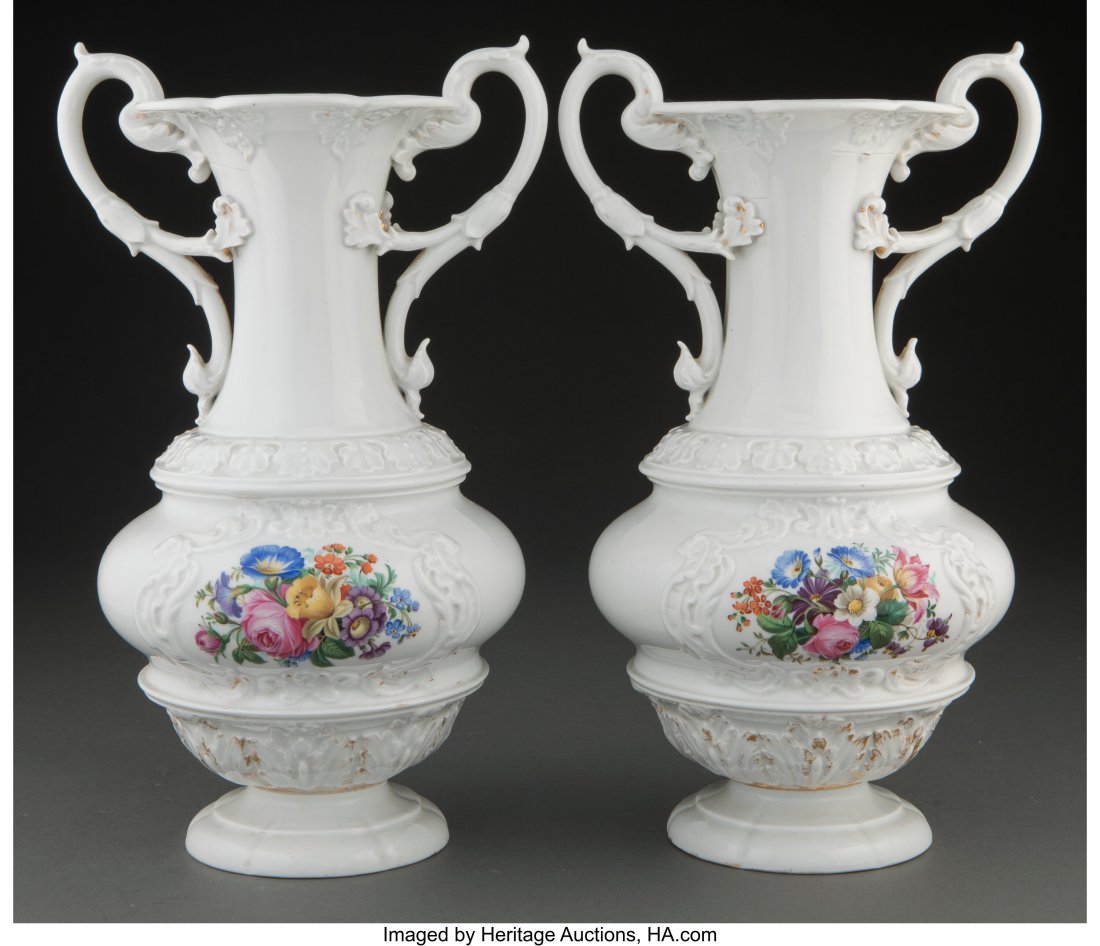 A Pair of Meissen Porcelain Vases, circa 1800 Ma: A Pair of Meissen Porcelain Vases, circa 1800 Marks: (blue crossed swords-incised slash), B. 186, 7 12 x 7-1/4 x 6-1/4 inches (30.5 x 18&pe