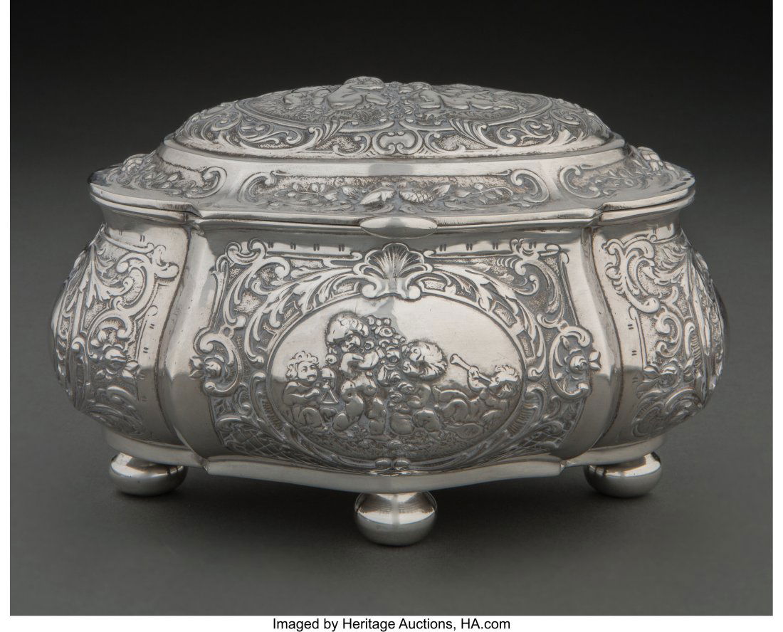 A German Silver Bombe-Form Box, early 20th centu (1 of 5)