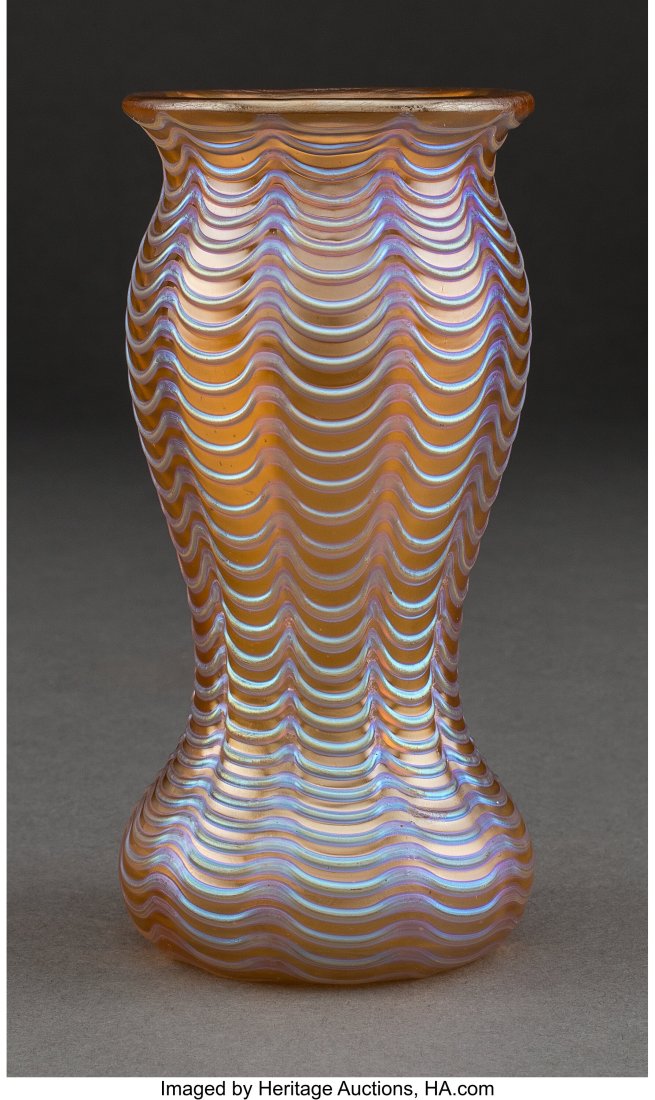 Fine Loetz Aeolus Glass Vase, circa 1902 4-5/8 i: Fine Loetz Aeolus Glass Vase, circa 1902 4-5/8 inches (11.7 cm) Property from an Important Private Collection of Loetz HID03101062020 © 2022 Heritage Auctions | Al