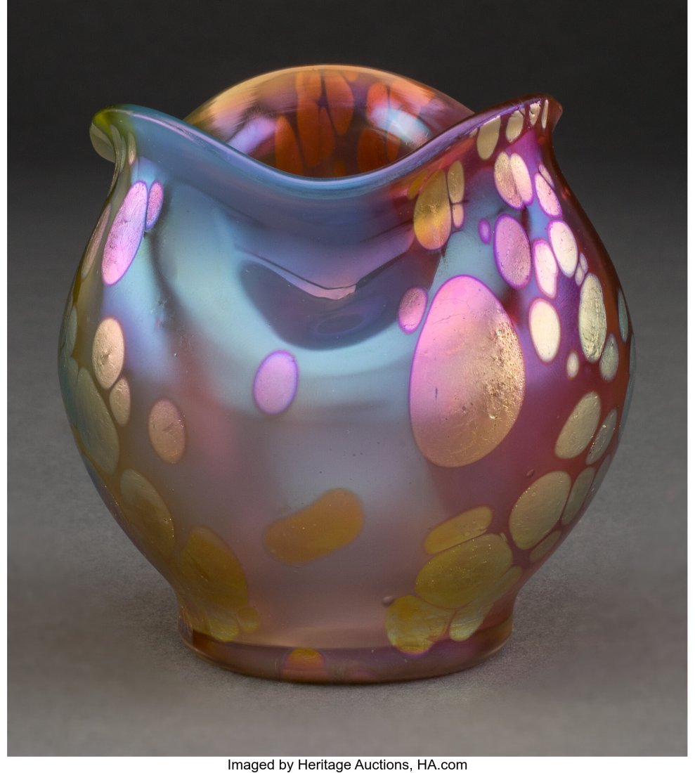 Fine Loetz Phaenomen (Gre 299) Tricolor Glass Va: Fine Loetz Phaenomen (Gre 299) Tricolor Glass Vase, circa 1900 Marks: Loetz, Austria 3-1/4 inches (8.3 cm) Property from an Important Private Collectio
