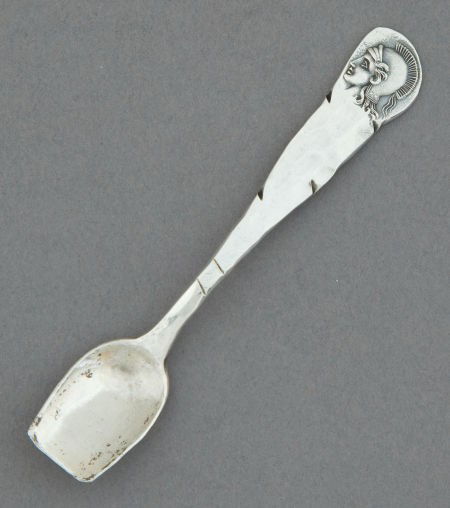 A DUHME SILVER MEDALLION PATTERN SALT SCOOP The: A DUHME SILVER MEDALLION PATTERN SALT SCOOP The