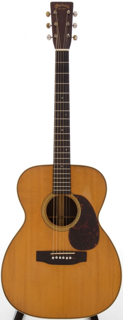 1941 Martin 000-28 Natural Acoustic Guitar, Seri: 1941 Martin 000-28 Natural Acoustic Guitar, Serial # 77925. All-original finish except fo