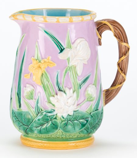 A GEORGE JONES MAJOLICA JUG George Jones & Sons: A GEORGE JONES MAJOLICA JUG George Jones & Sons, Staffordshire, England, circa 1875