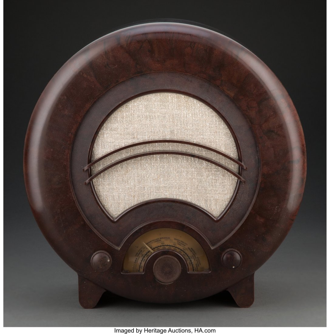 ECKO Company (British, est. 1926) Model AD36 Rad: ECKO Company (British, est. 1926) Model AD36 Radio, 1935 Brown Bakelite 14-1/4 x 14-1/4 x 7-3/4 inches (36.2 x 36.2 x 19.7 cm) S
