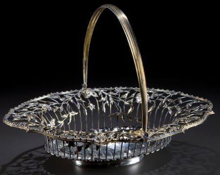 A VERE & LUTWYCHE GEORGE III SILVER AND SILVER: A VERE & LUTWYCHE GEORGE III SILVER AND SILVER GILT BASKET John Henry Vere & William