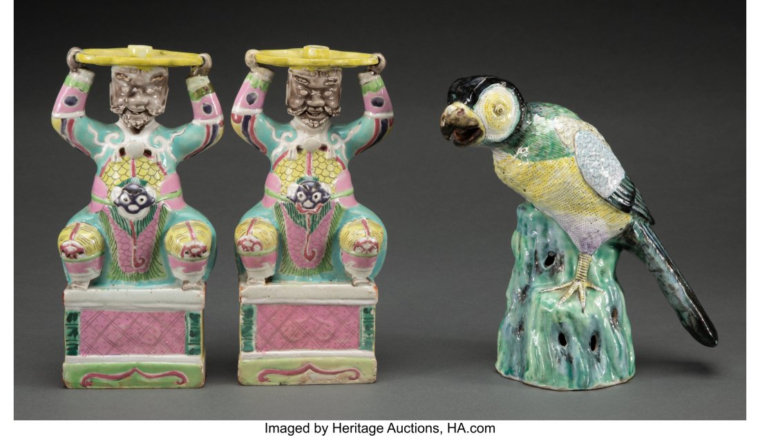 A Group of Three Chinese Export Porcelain Table (1 of 3)