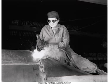 39085&colon; Various Photographers &lpar;20th Century&rpar; Group of 8 