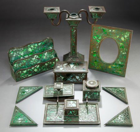TIFFANY STUDIOS AND RIVIERE STUDIOS GLASS AND BR: TIFFANY STUDIOS AND RIVIERE STUDIOS GLASS AND BRONZE ASSEMBLED DESK SET Green glass a