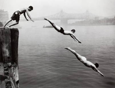 ARTHUR LEIPZIG (American, b. 1918) Divers, East: ARTHUR LEIPZIG (American, b. 1918)Divers, East River, 1948Gelatin silver, printed later14-3/4 x 19 inches (37.5 x 48.3 cm)Signed in pencil with artist's stamp on the verso. 