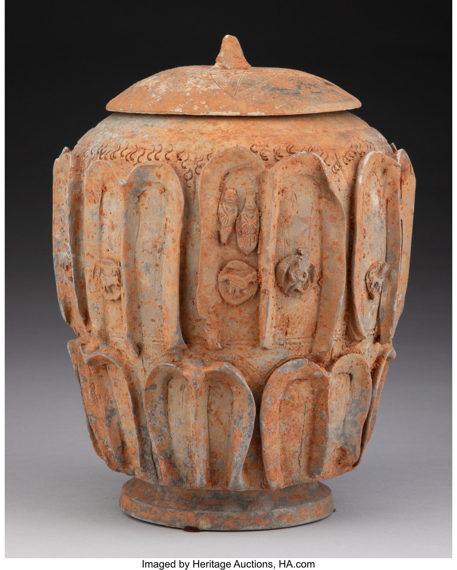 An Earthenware Covered Jar 9-1/4 x 6-1/2 inches: An Earthenware Covered Jar, Five Dynasties 9-1/4 x 6-1/2 inches (23.5 x 16.5 cm) Collection of Jonathan Kern to Benefit Charity HID03101062020 © 2024 Heritage Auctions | All Rights Reserved