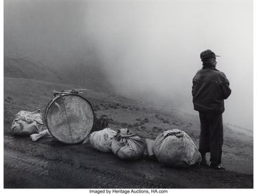 38012&colon; Flor Garduño &lpar;Mexican&comma; b&period; 1957&rpar; Musico en el na
