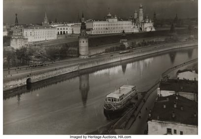 38112&colon; Margaret Bourke-White &lpar;American&comma; 1904-1971&rpar; Krem