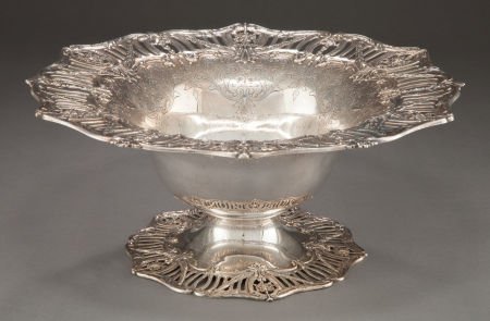 A BLACK, STARR & FROST SILVER RETICULATED CENTER: A BLACK, STARR & FROST SILVER RETICULATED CENTER BOWL Black, Starr & Frost, Ltd., New York,