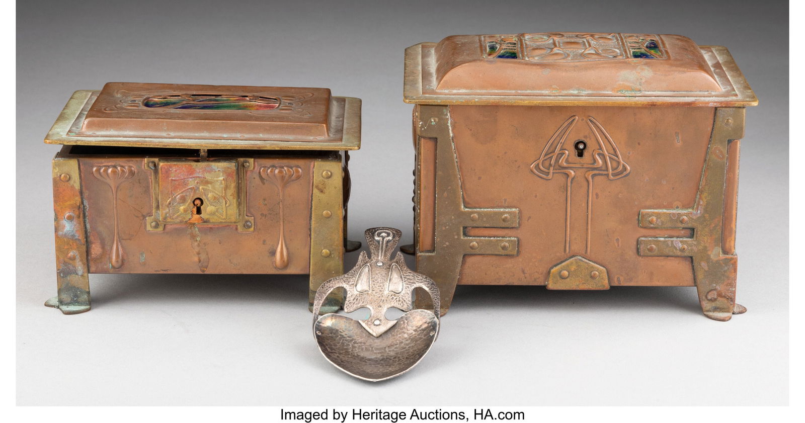 European Three Arts & Crafts Articles, circa 190: European Three Arts & Crafts Articles, circa 1900 4-1/4 x 5-3/4 x 3-7/8 inches (10.8 x 14.6 x 9.8 cm) (largest, jewelry casket) Mar