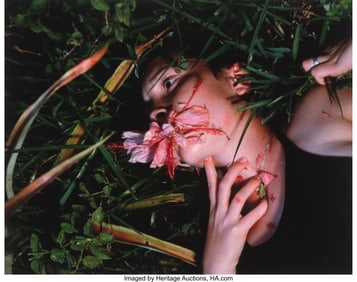 39095&colon; Naomi Fisher &lpar;20th century&rpar; Untitled &lpar;Woman with