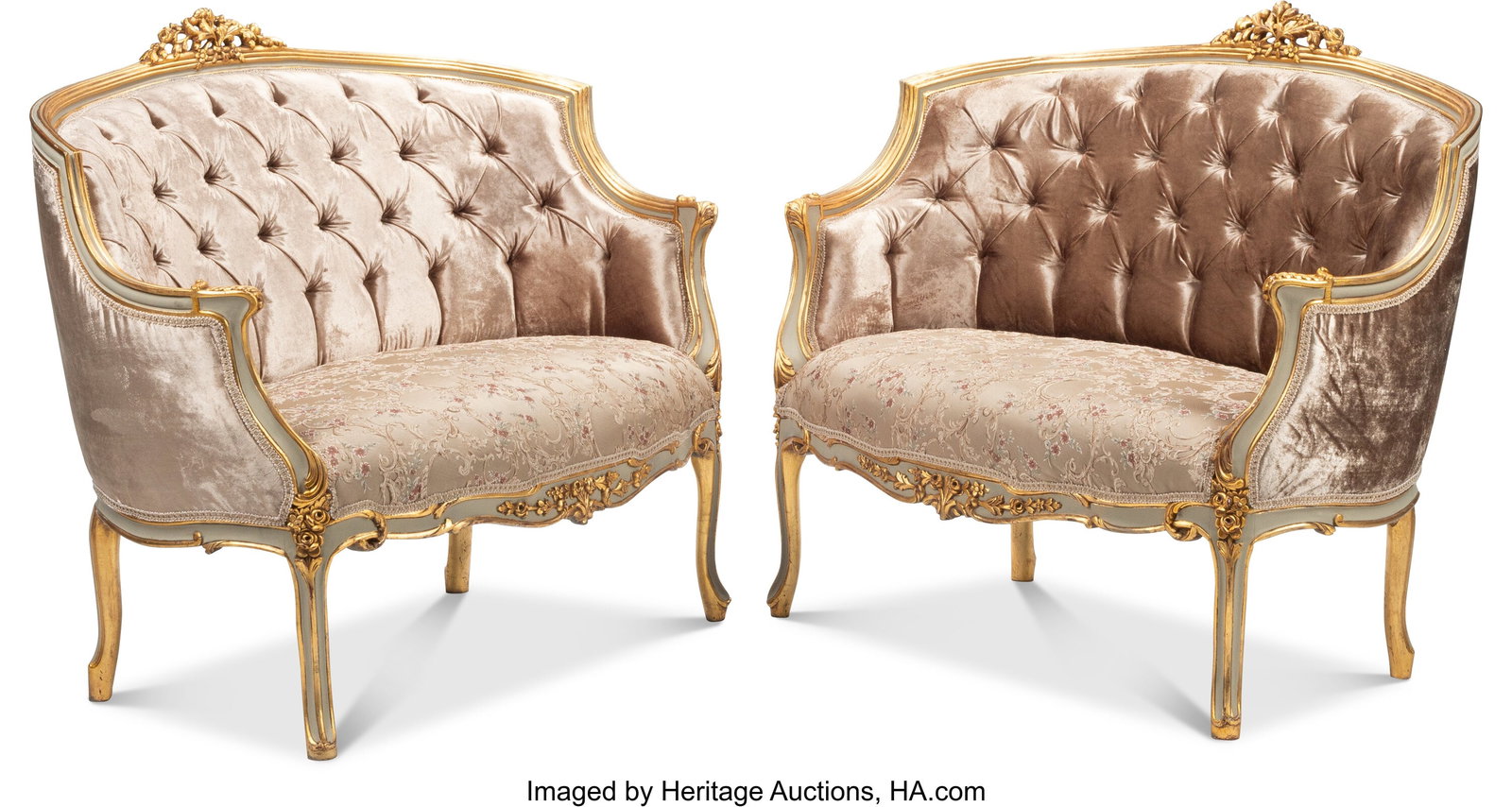A Pair of Italian Directoire-Style Painted and P: A Pair of Italian Directoire-Style Painted and Partial Gilt Settees 39 x 46 x 29 inches (99.1 x 116.8 x 73.7 cm) HID03101062020 © 2024 Heritage Auctions | All Rights Reserved www.HA.com/TexasAuctione