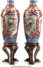 61150&colon; A Pair of Japanese Imari Porcelain Vases on Wood