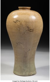 78141&colon; A Korean Inlaid Celadon Cranes Maebyong Vase&comma; Ko