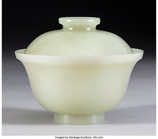 78025&colon; A Chinese Pale Celadon Jade Tea Bowl and Cover M