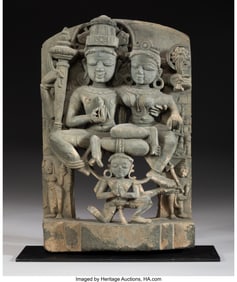 78236&colon; A Stone Carving of Lakshmi-Narayana&comma; Gujarat&comma; In